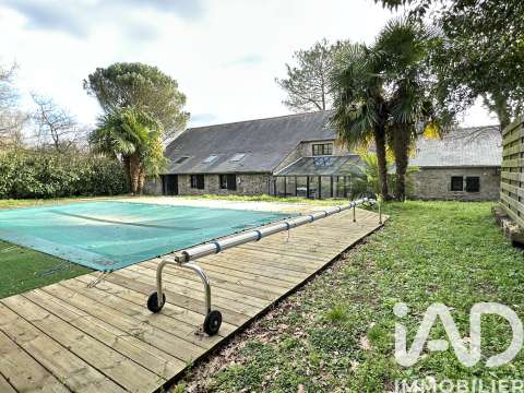 Vente maison 10 pièces Saint-Étienne-de-Montluc 44