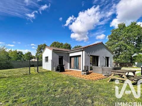 Vente maison 5 pièces Saint-Etienne-de-Tulmont 82