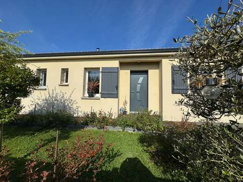 Vente maison 4 pièces Saint-Étienne-du-Bois 01