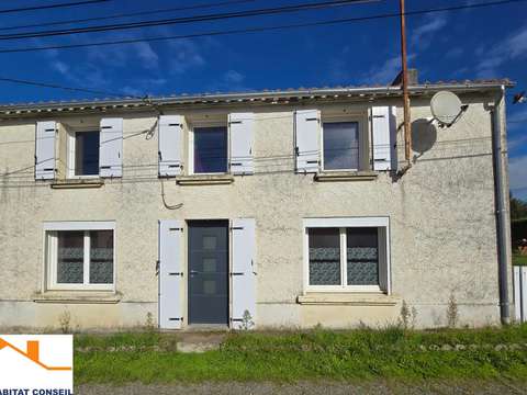Vente maison 6 pièces Saint-Étienne-du-Bois 85