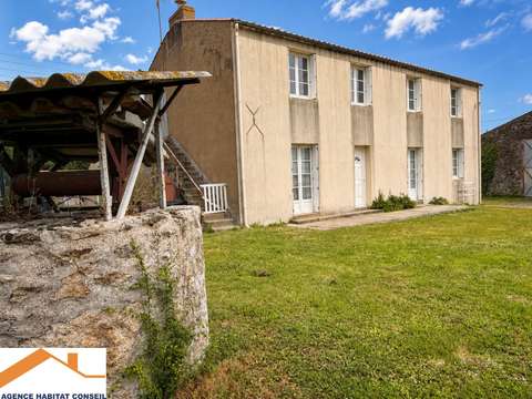 Vente maison 7 pièces Saint-Étienne-du-Bois 85