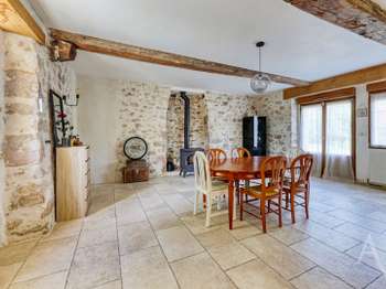 Vente maison 4 pièces Saint-Étienne-du-Bois 85