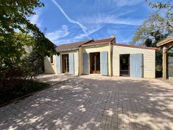Vente maison 6 pièces Saint-Étienne-du-Bois 85