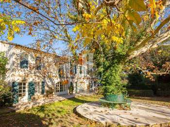 Vente maison 12 pièces Saint-Étienne-du-Grès 13