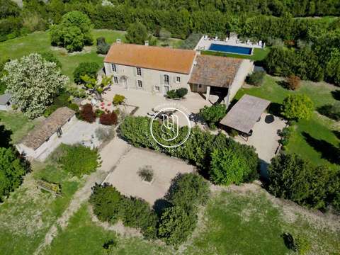 Vente maison 14 pièces Saint-Étienne-du-Grès 13