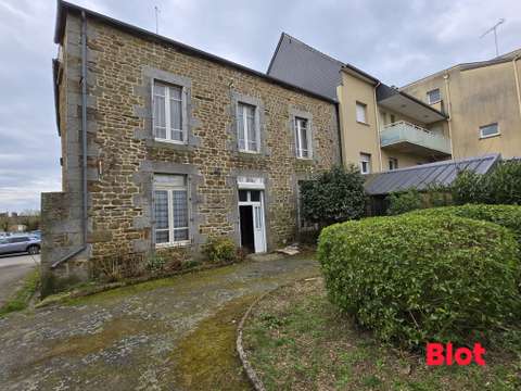 Vente maison 6 pièces Saint-Étienne-en-Coglès 35