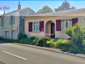 Vente Maison 5 chambresSaint-Fiacre-sur-Maine