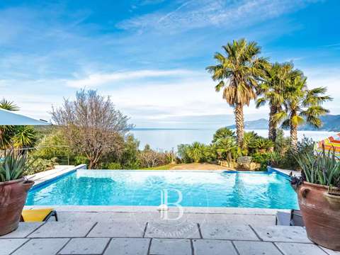 Vente maison 6 pièces Saint-Florent 2B