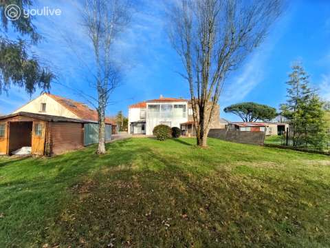 Vente maison 8 pièces Saint-Florent-Des-Bois 85