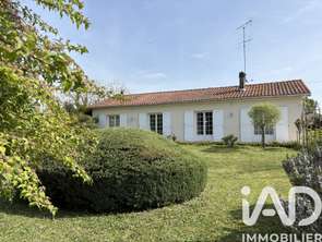 Vente Maison 4 chambresSaint-Fort-sur-le-Né