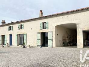 Vente Maison 4 chambresSaint-Fort-sur-le-Né