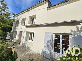 Vente Maison 5 piècesSaint-Fort-sur-le-Né