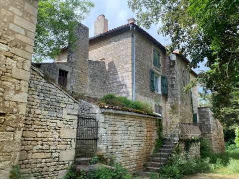 Vente maison 7 pièces Saint-Gelais 79