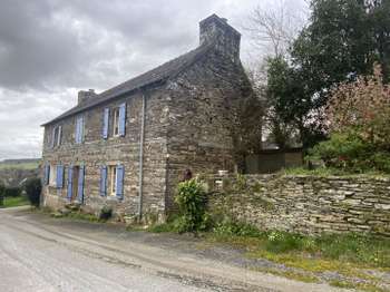 Vente maison 5 pièces Saint-Gelven 22
