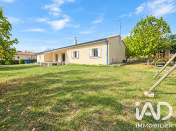 Vente Maison 4 chambresSaint-Genis-du-Bois