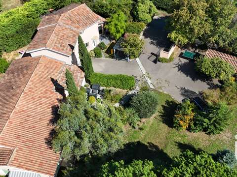 Vente maison 10 pièces Saint-Genis-Laval 69