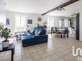 Maison 5 pièces 128 m² · à Saint-Genis-les-Ollières · 128 m² · 350 000 €