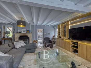 Vente Maison 11 piècesSaint-Genis-Pouilly