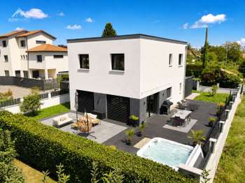 Vente maison 5 pièces Saint-Genis-Pouilly 01