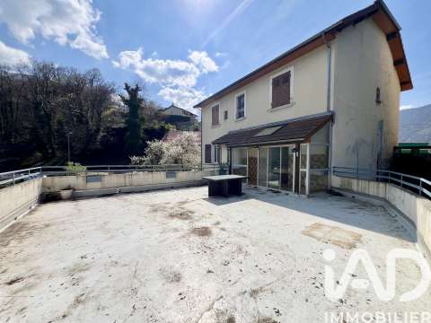Vente maison 8 pièces Saint-Georges-de-Commiers 38