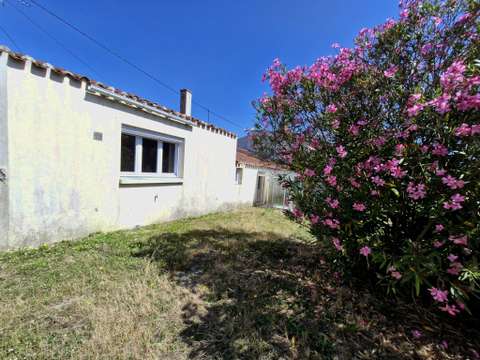 Vente maison 3 pièces Saint-Georges-de-Pointindoux 85