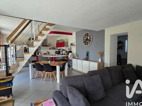 Vente maison 5 pièces Saint-Georges-de-Poisieux 18