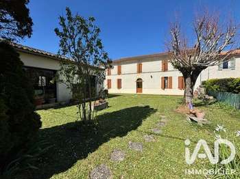 Vente maison 8 pièces Saint-Georges-des-Agoûts 17