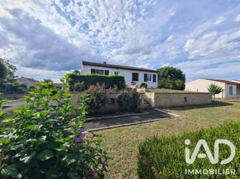 Vente Maison 5 chambresSaint-Georges-des-Coteaux