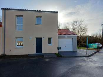 Vente Maison 4 chambresSaint-Georges-Des-Gardes