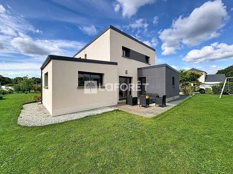 Vente maison 5 pièces Saint-Georges-des-Groseillers 61