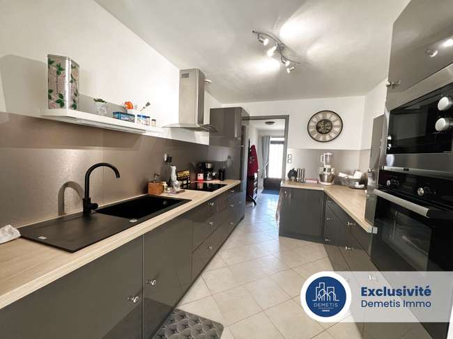 Maison 5 pièces 127 m² · à Saint-Georges-du-Rosay · 127 m² · 189 750 €