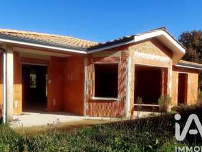 Vente Maison 5 piècesSaint-Germain-d'Esteuil