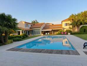 Vente Maison 8 chambresSaint-Germain-de-Lusignan