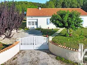 Vente Maison 3 chambresSaint-Germain-de-Lusignan