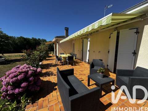 Vente maison 9 pièces Saint-Germain-de-Lusignan 17