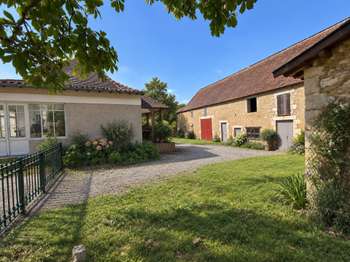 Vente maison 6 pièces Saint-Germain-des-Prés 24