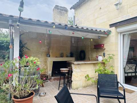 Vente maison 7 pièces Saint-Germain-du-Puch 33