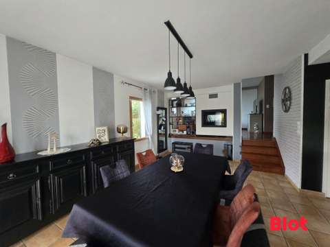 Vente maison 6 pièces Saint-Germain-en-Coglès 35