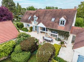 Vente maison 9 pièces Saint-Germain-en-Laye 78