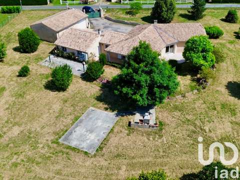 Vente maison 4 pièces Saint-Germain-et-Mons 24