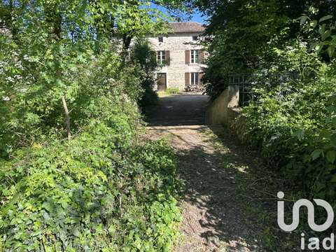 Vente maison 20 pièces Saint-Germier 79