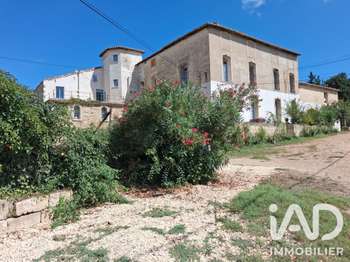 Maison 9 pièces 600 m² · à Saint-Gilles · 600 m² · 699 000 €