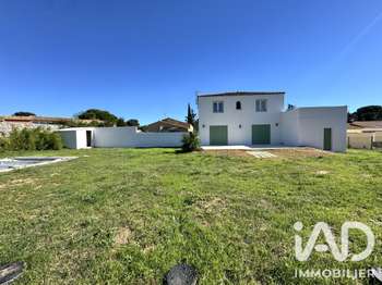 Vente Maison 4 piècesSaint-Gilles