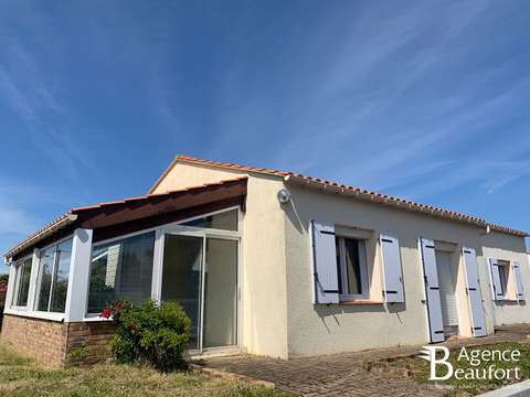 Vente maison 5 pièces Saint-Gilles-Croix-de-Vie 85