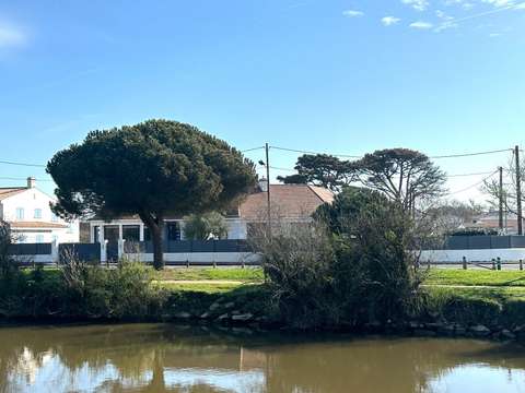 Vente maison 7 pièces Saint-Gilles-Croix-de-Vie 85