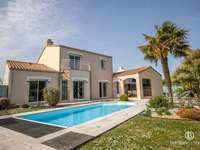 Vente maison 9 pièces