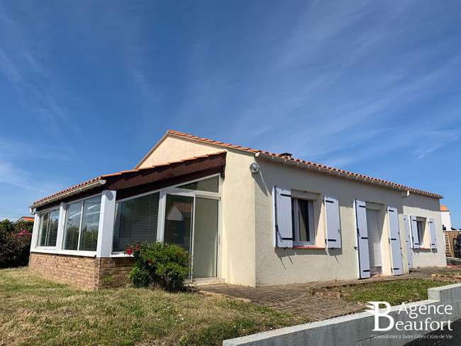 Maison 5 pièces 120 m² · à Saint-Gilles-Croix-de-Vie · 120 m² · 314 280 €