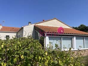 Vente Maison 3 chambresSaint-Gilles-Croix-De-Vie Centre Ville