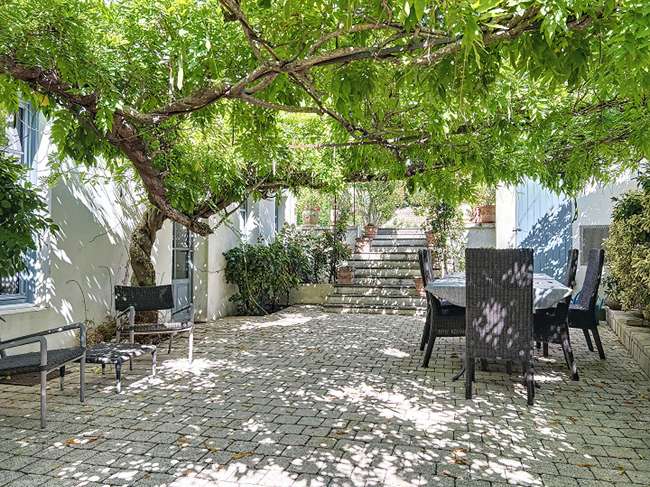 Maison 7 pièces 237 m² · à Saint-Gilles-Croix-de-Vie Centre Ville · 237 m² · 1 250 000 €