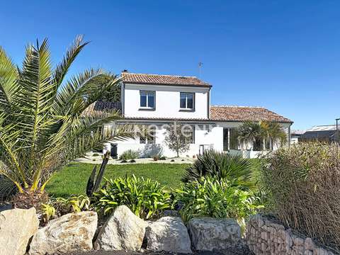 Vente maison 7 pièces Saint-Gilles-Croix-De-Vie Croix De Vie 85